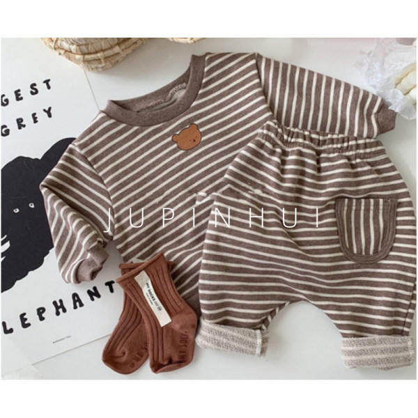 Divu daļu blūzes un biksīšu komplekts mazulim ar kabatu