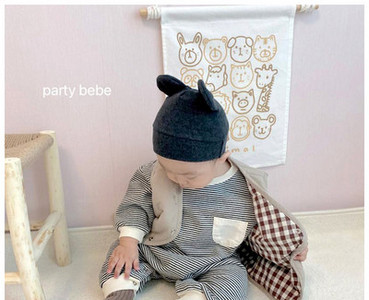 Пролетен бебешки елек с копчета