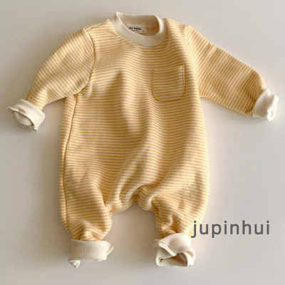 Csíkos, hosszú ujjú gyermek kombiné