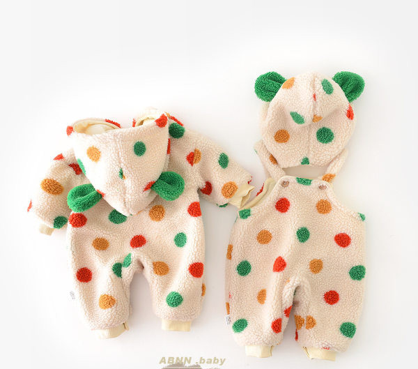 Mazuļa kombinezons ar kapuci un rāvējslēdzēju