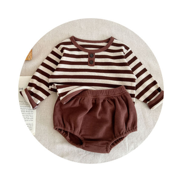 Mazuļa svītrains divdaļīgs komplekts ar pogām