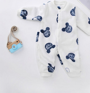 Βρεφικό βελούδινο μακρυμάνικο ρόμπα