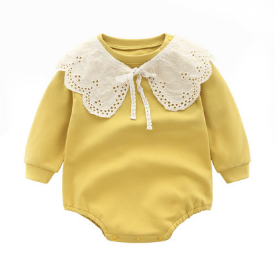 Divatos kislány body hímzéssel