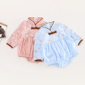 Formāls bērnu bodijs ar garām piedurknēm un tillu ar ziedu motīvu