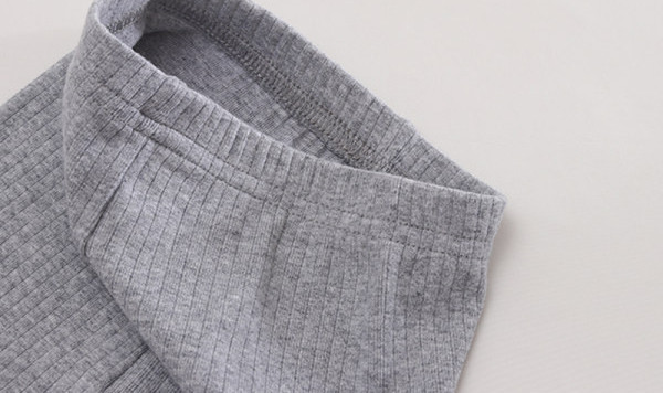 Novi model dječjih hlačica sa 3D elementom