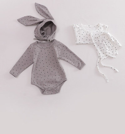 Βρεφικό κορμάκι με κουκούλα και γραβάτες