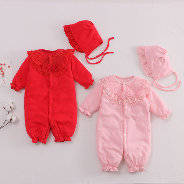 Bērnu kombinezons ar cirtām