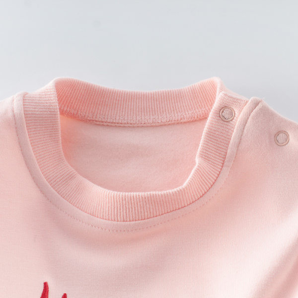 Két színben feliratozott baba body