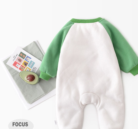 Baba gyapjú fodrász mintával