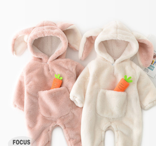 Baba gyapjú kabát zsebbel és kapucnival, fülekkel