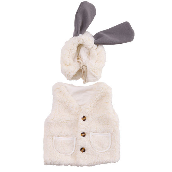 Divatos baba mellény V-nyakkal és gombokkal