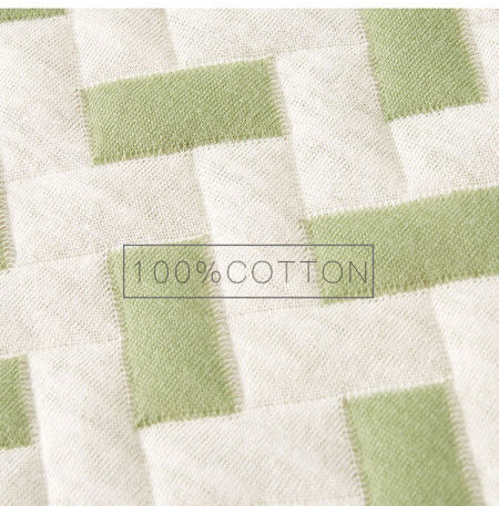 Zēniem un meitenēm piepogājams ziemas kombinezons