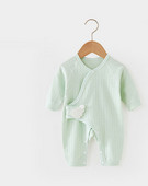 Baba téli overál gombokkal