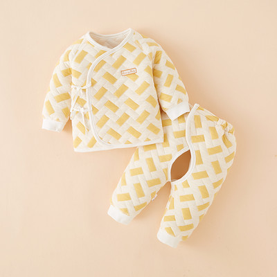 Téli baba kétrészes szett gombokkal