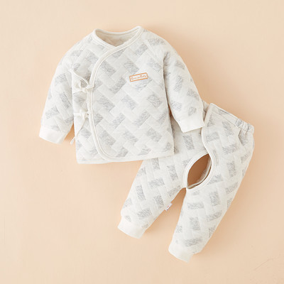 Téli baba kétrészes szett gombokkal