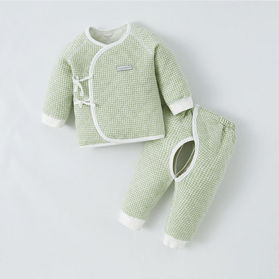 Téli baba kétrészes szett gombokkal