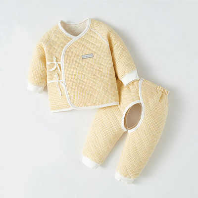 Téli baba kétrészes szett gombokkal