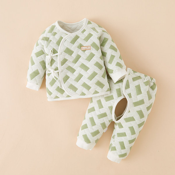 Téli baba kétrészes szett gombokkal