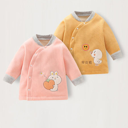 Χειμερινή βρεφική ζακέτα με κούμπωμα με κουμπί