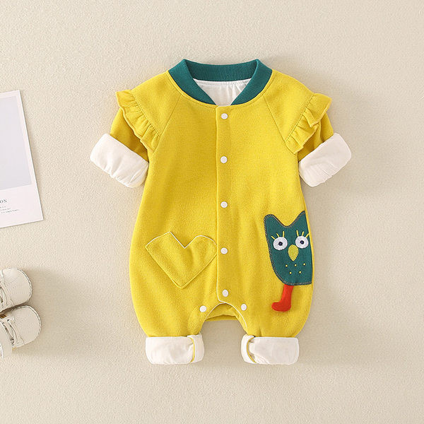 Alkalmi gyerek kombiné fürtökkel és színes nyomattal