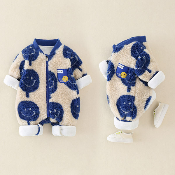 Ziemas kombinezons mazulim ar rāvējslēdzēju un apdruku