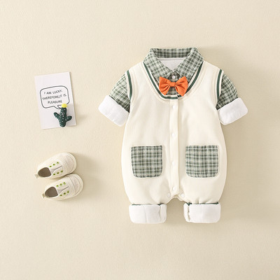 Baba stílusos nadrág fiúknak gombokkal és zsebbel