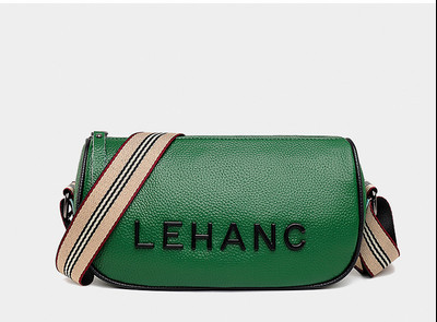 Női táska felirattal és cipzárral