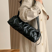 Sieviešu soma ar rāvējslēdzēju un plecu rokturi, ikdienas modelis