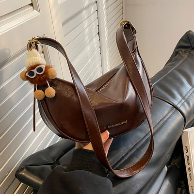 Jauna modeļa eko ādas rokassomiņa ar atslēgu piekariņu