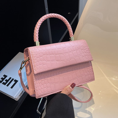 Moderna sieviešu ādas soma ar diviem rokturiem