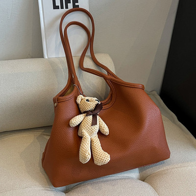 Moderna eko ādas rokassomiņa ar 3D elementu