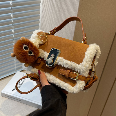 Rokassomu ar plecu rokturi ikdienas modelis