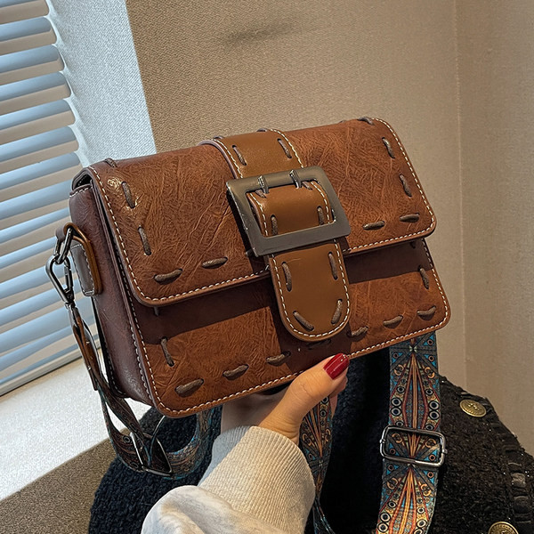 Stilīga eko ādas soma ar metāla sprādzi sievietēm