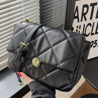 Sieviešu stepēta ādas plecu soma