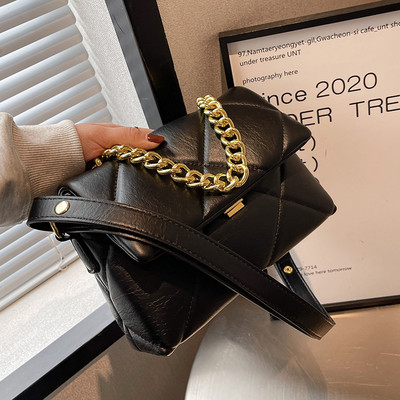 Sieviešu ādas soma ar - metāla aizdari