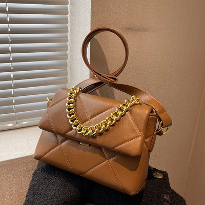 Sieviešu ādas soma ar - metāla aizdari