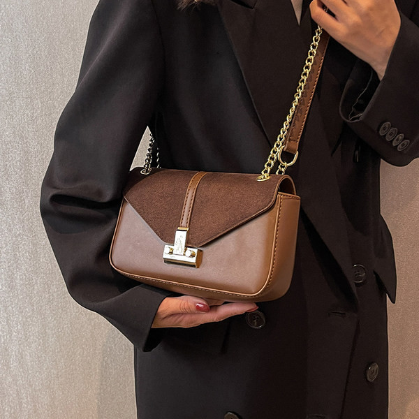 Új modell kis kézitáska fém csattal