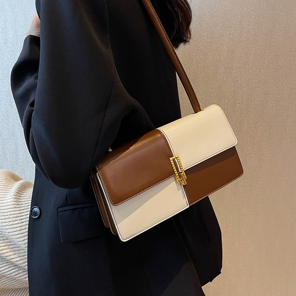 Jauna modeļa maza sieviešu ādas soma ar plecu rokturi