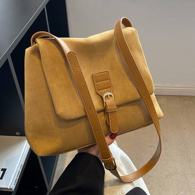 Eco velúr kézitáska mágneses csattal