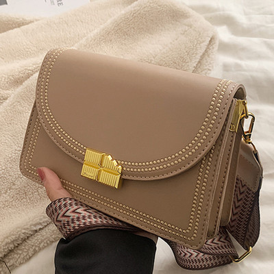 Ikdienas rokassomiņa ar metāla aizdari