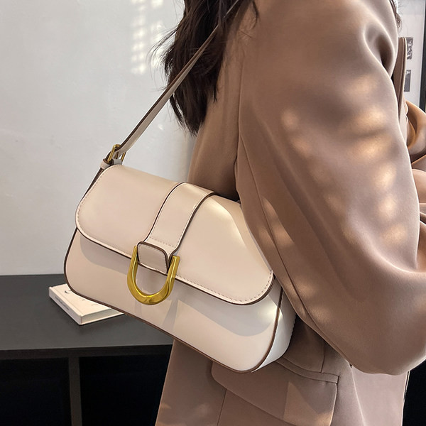 Jauna modeļa maza sieviešu ādas plecu soma