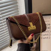 Modern eko bőrből készült kézitáska fém lánccal