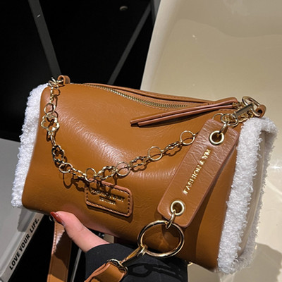 Jauna modeļa eko ādas rokassomiņa ar metāla ķēdīti un rāvējslēdzēja aizdari