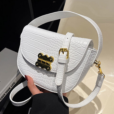 Női bőrtáska négy színben