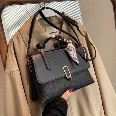 Sieviešu eleganta - soma ar šalli