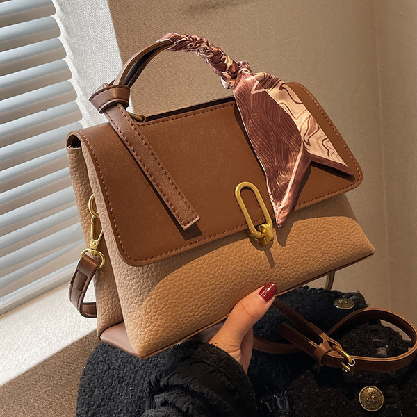 Sieviešu eleganta - soma ar šalli