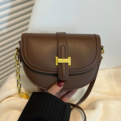 Sieviešu maza soma ar magnētisku sprādzi