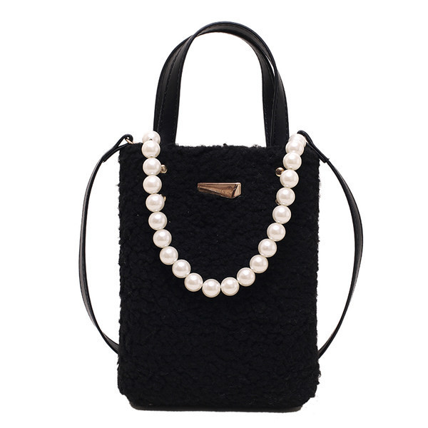 Modernus mažas pliušinis krepšys su perlų dekoracija