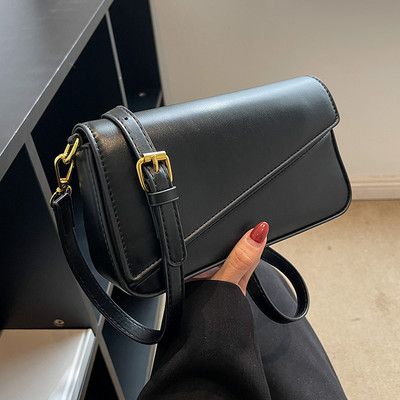 Női bőrtáska, tiszta modell