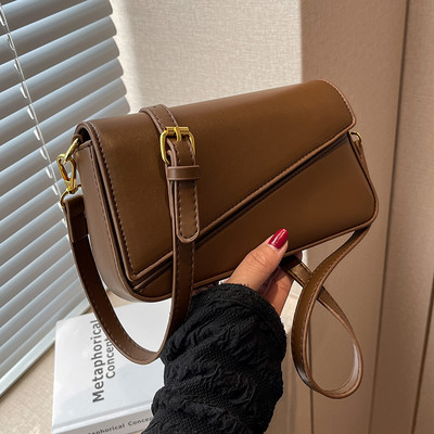 Női bőrtáska, tiszta modell